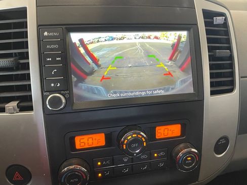 Used 2021 Nissan Frontier SV RWD image 8