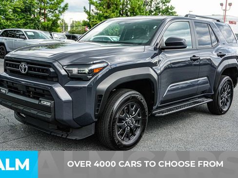 Used 2025 Toyota 4Runner SR5 AWD/4WD image 2
