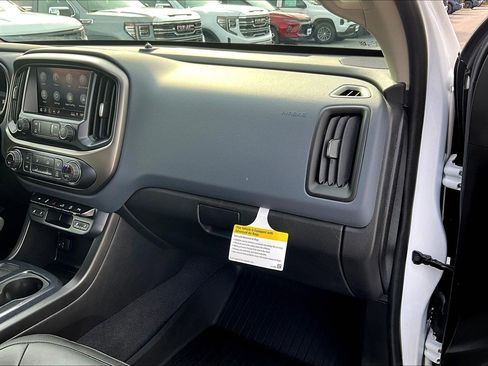 Used 2021 Chevrolet Colorado Z71 image 17