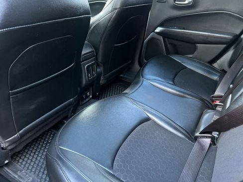 Used 2021 Jeep Compass Latitude w/ Sun and Sound Group AWD/4WD image 4