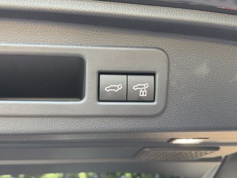 Used 2026 Toyota 4Runner Limited AWD/4WD image 14