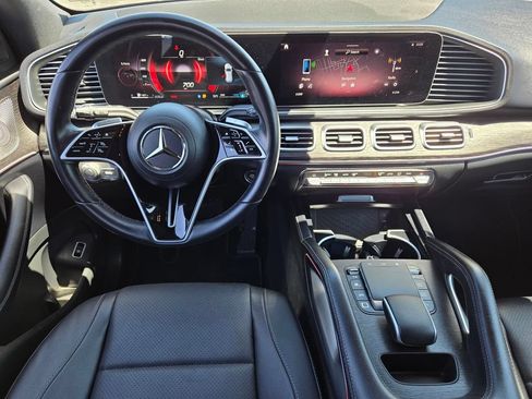 Used 2025 Mercedes-Benz GLE 350 4MATIC image 11