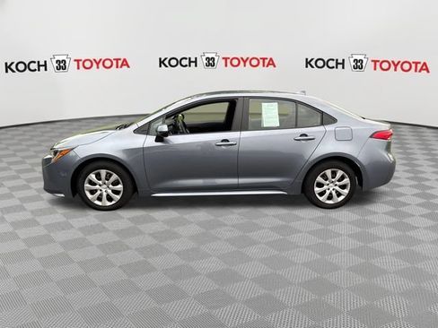 Used 2024 Toyota Corolla LE FWD image 4