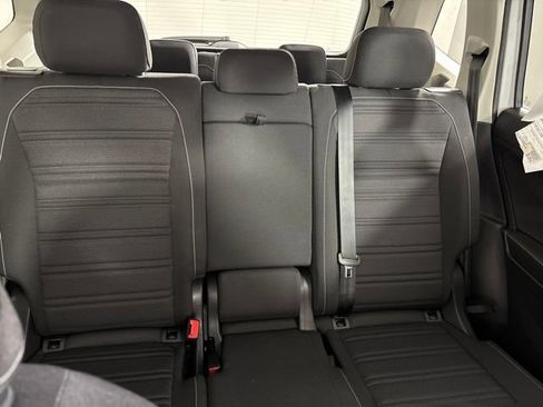 Used 2022 Volkswagen Tiguan S FWD image 41