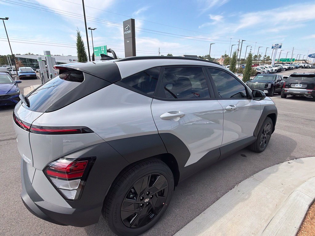 New 2027 Hyundai Kona SEL Sport FWD image 9