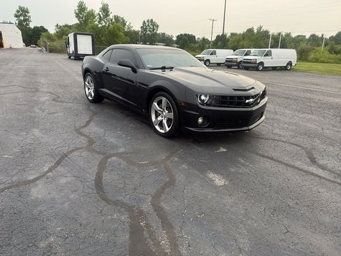 Used 2010 Chevrolet Camaro SS w/ RS Package RWD image 8