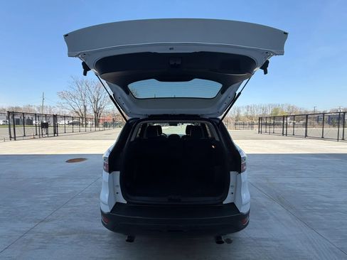 Used 2018 Ford Escape SE w/ SE Sport Appearance Package image 27