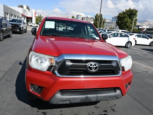 Used 2015 Toyota Tacoma PreRunner image 11