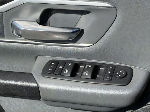 Used 2023 RAM 1500 Big Horn RWD image 16