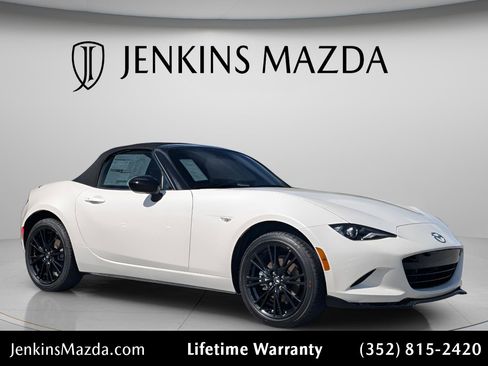 New 2026 MAZDA MX-5 Miata Club w/ Interior Package RWD image 1