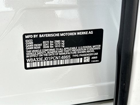 Used 2023 BMW 760i xDrive image 37