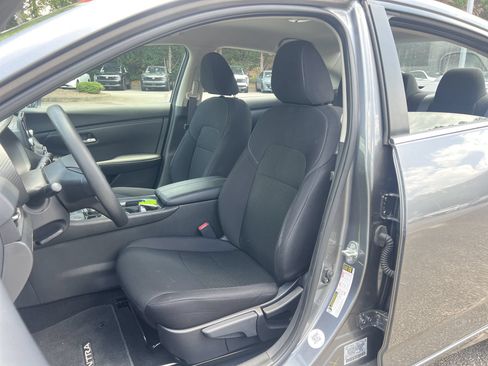 Used 2023 Nissan Sentra S FWD image 16