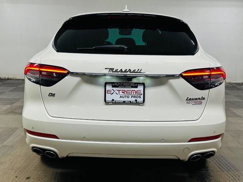 Used 2021 Maserati Levante image 5