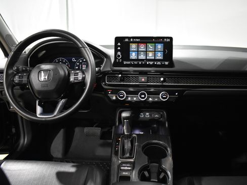 Certified 2024 Honda Civic Touring image 33