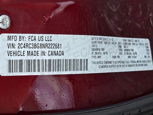 Used 2022 Chrysler Pacifica Touring-L image 54