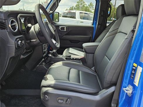 New 2025 Jeep Wrangler Unlimited Sahara image 10