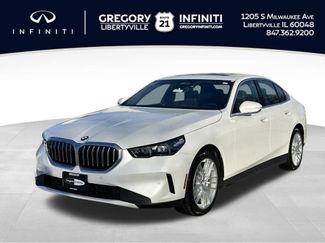 Used 2025 BMW 530i xDrive w/ Premium Package video 1