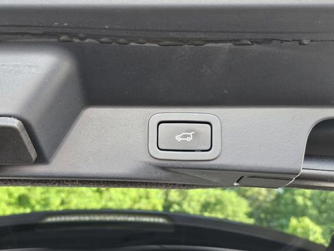 Used 2016 Land Rover Range Rover Sport Supercharged AWD/4WD image 15