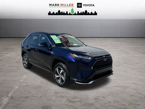 Certified 2023 Toyota RAV4 SE w/ Weather & Moonroof Package AWD/4WD image 8
