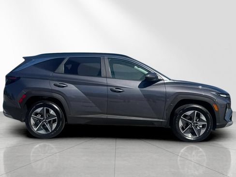 Used 2025 Hyundai Tucson SEL AWD/4WD image 3