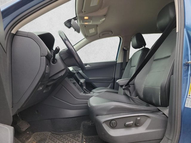 Used 2019 Volkswagen Tiguan S FWD image 17
