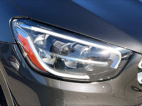 Used 2021 Mercedes-Benz GLC 300 image 26