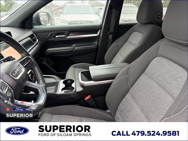 Used 2025 GMC Terrain Elevation AWD/4WD image 6