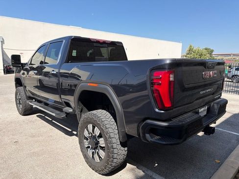 Used 2024 GMC Sierra 2500 Denali w/ Denali Reserve Package AWD/4WD image 3