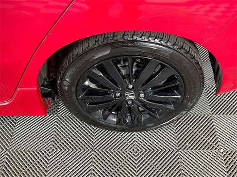 Used 2018 Honda Fit Sport image 30