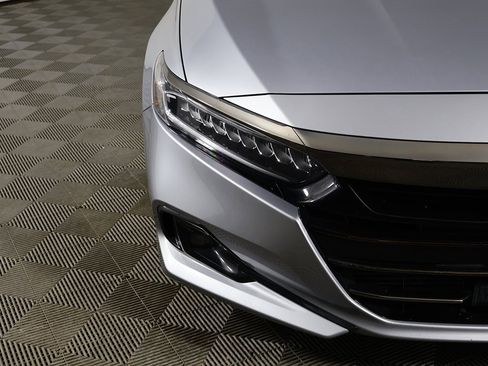 Used 2021 Honda Accord Sport image 10