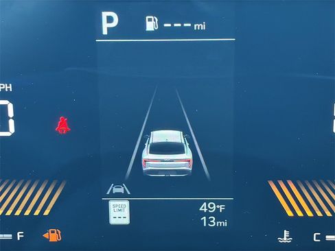 New 2025 Kia K4 LXS image 25