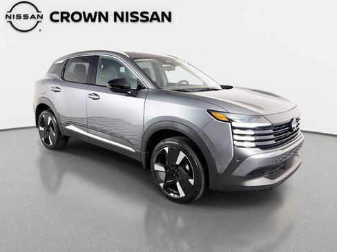 New 2026 Nissan Kicks SR FWD image 3