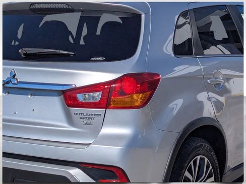 Used 2018 Mitsubishi Outlander Sport SEL image 7