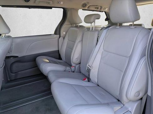 Certified 2018 Toyota Sienna XLE w/ XLE Navigation Package image 18