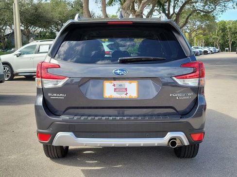 Used 2023 Subaru Forester Touring image 4