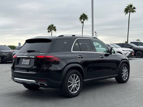 Used 2025 Mercedes-Benz GLE 450e 4MATIC image 5