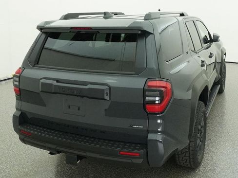 New 2026 Toyota 4Runner SR5 image 28