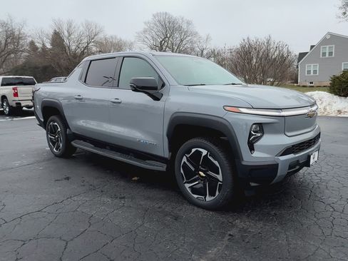 New 2026 Chevrolet Silverado EV LT image 36