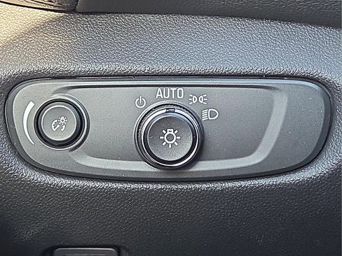 Used 2022 Chevrolet Blazer LT image 22