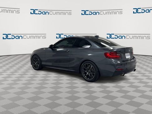 Used 2016 BMW M235i Coupe image 6