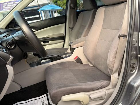 Used 2012 Honda Accord LX image 12
