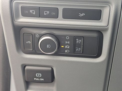 Used 2022 Ford F150 XLT w/ Equipment Group 302A High image 13