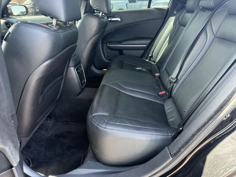 Used 2016 Dodge Charger R/T RWD image 8