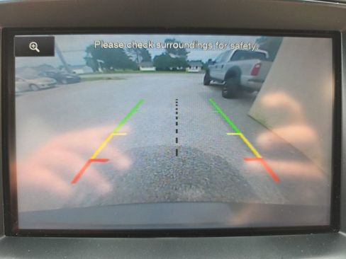 Used 2015 Ford Explorer XLT w/ Equipment Group 202A AWD/4WD image 28