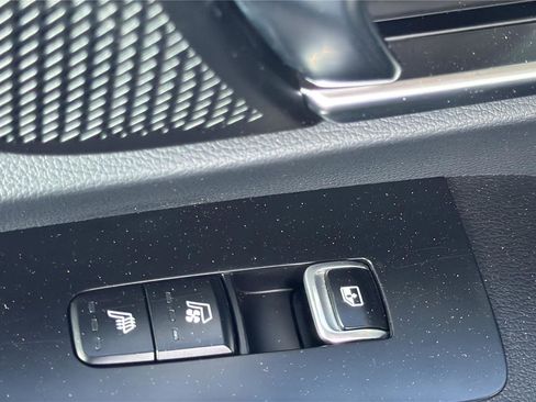 Used 2024 Kia Telluride AWD image 28