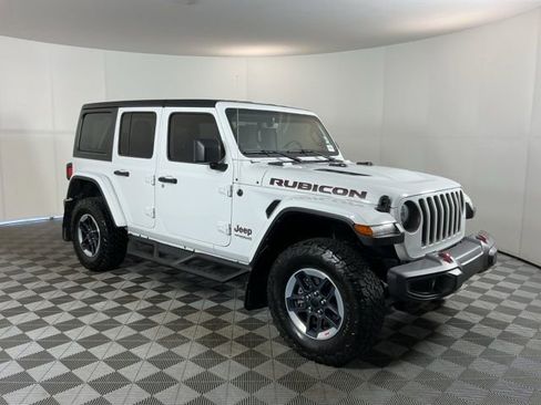 Used 2022 Jeep Wrangler Unlimited Rubicon w/ Cold Weather Group AWD/4WD image 3