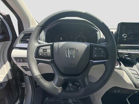 New 2026 Honda Odyssey EX-L image 41