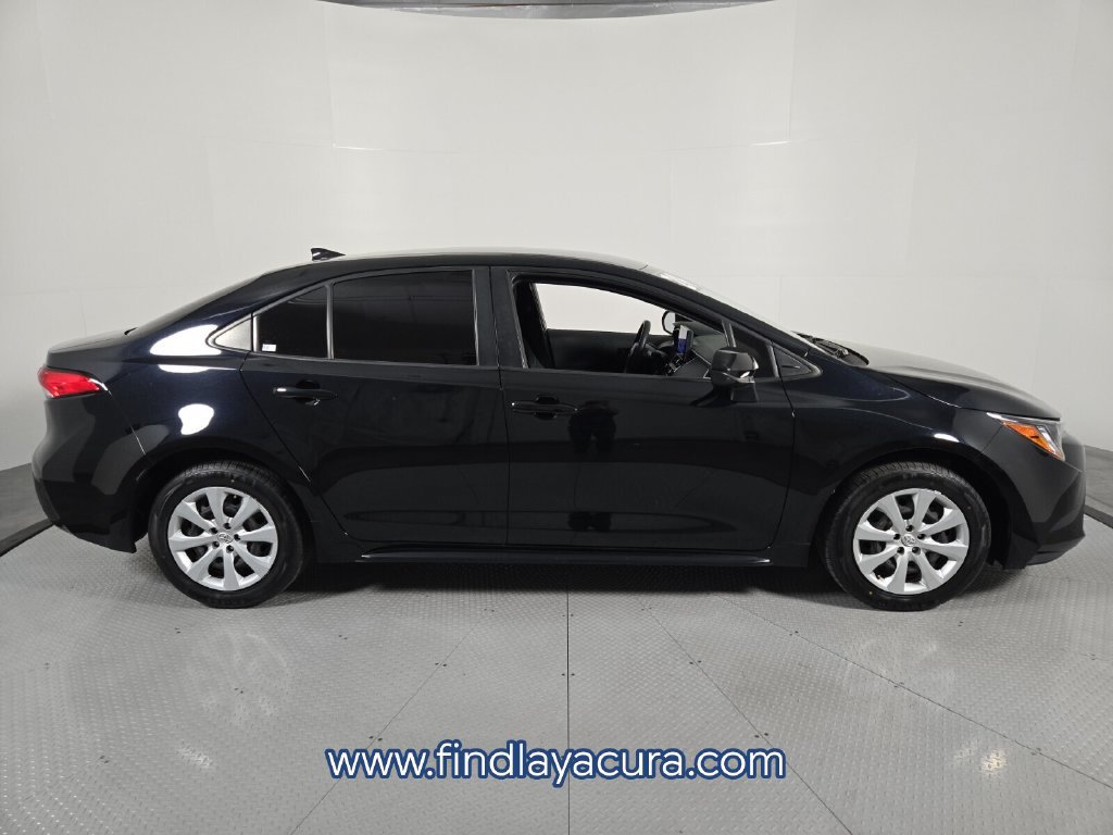 Used 2024 Toyota Corolla LE FWD image 9