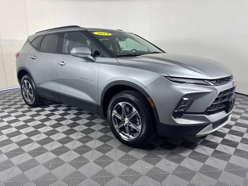 Used 2024 Chevrolet Blazer LT w/ Convenience Package FWD image 30