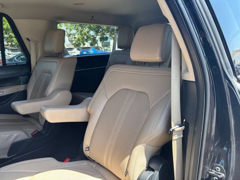 Used 2024 Ford Expedition Max Limited RWD image 36